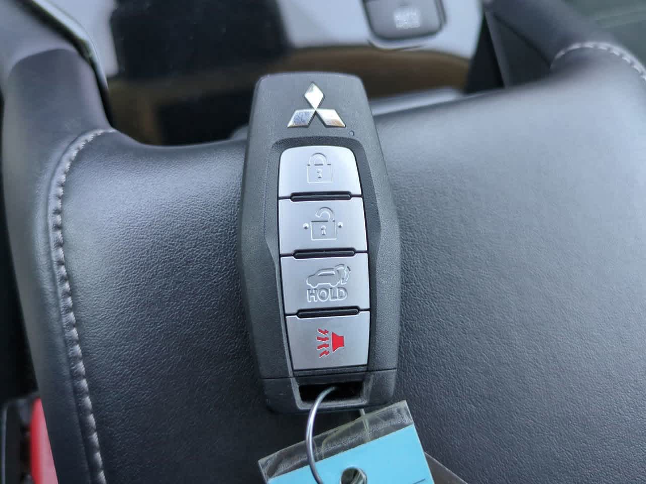 Thumbnail: 2025 Mitsubishi Outlander - 29