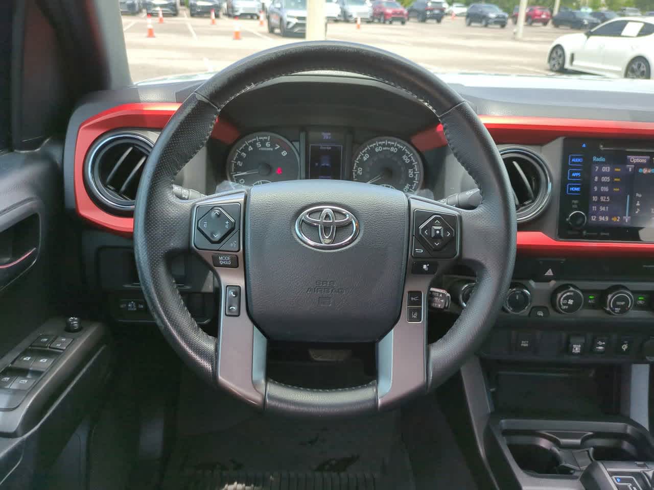 Thumbnail: 2019 Toyota Tacoma - 15