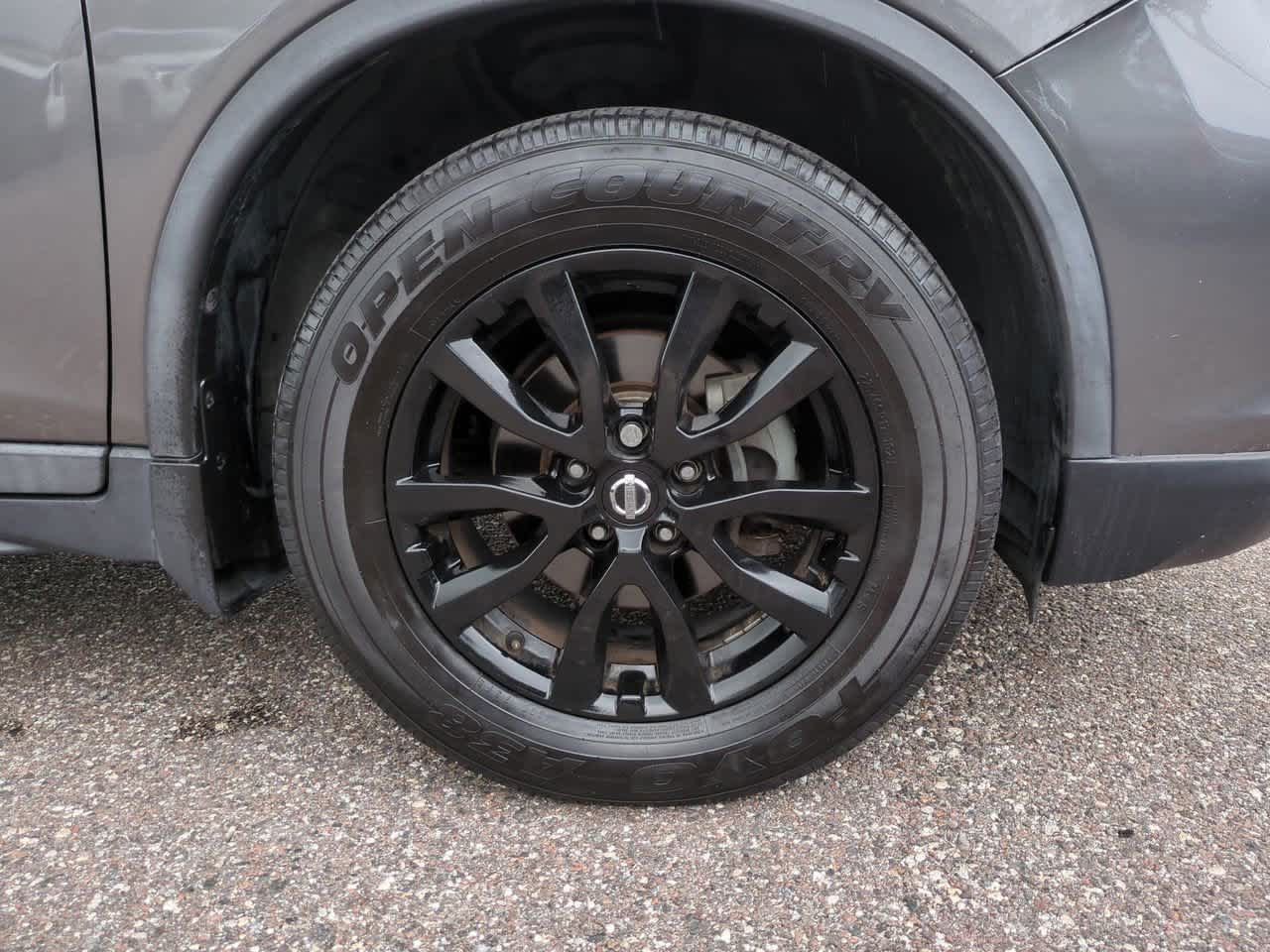Thumbnail: 2017 Nissan Rogue - 11