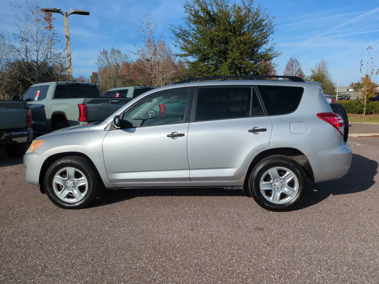 Thumbnail: 2009 Toyota RAV4 - 3