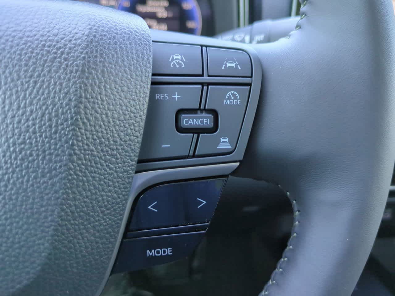 Thumbnail: 2025 Toyota Camry - 24