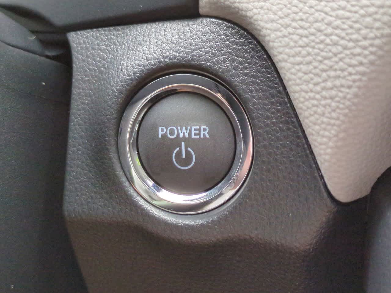 Thumbnail: 2025 Toyota RAV4 - 25