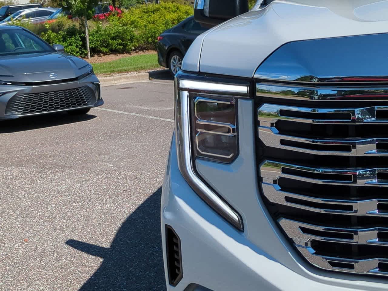 Thumbnail: 2023 GMC Sierra 1500 - 10