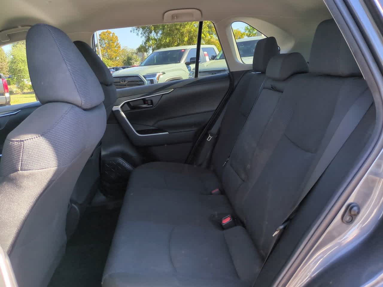 Thumbnail: 2022 Toyota RAV4 - 13