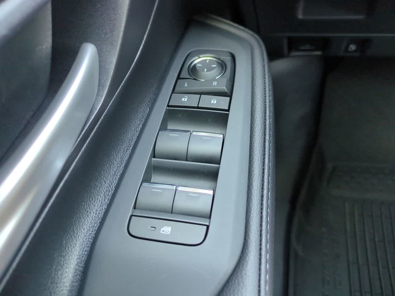 Thumbnail: 2025 Toyota Grand Highlander - 24