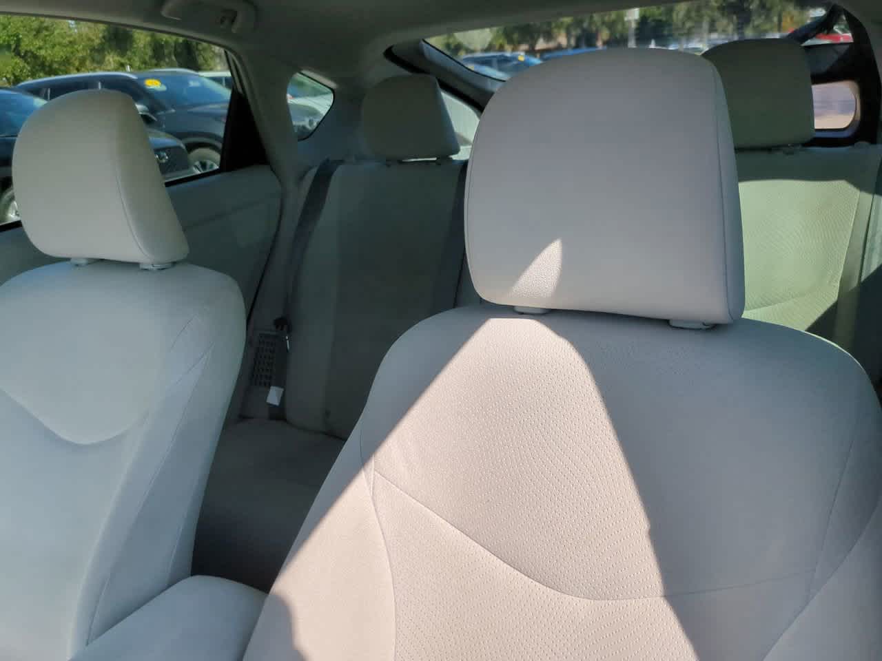 Thumbnail: 2015 Toyota Prius - 8