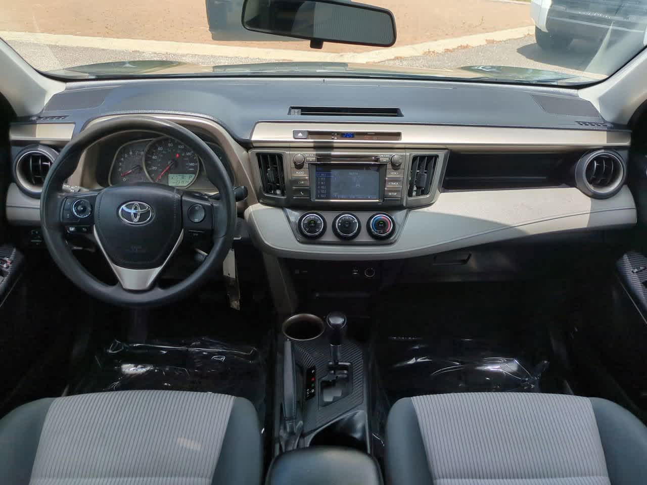 Thumbnail: 2014 Toyota RAV4 - 14