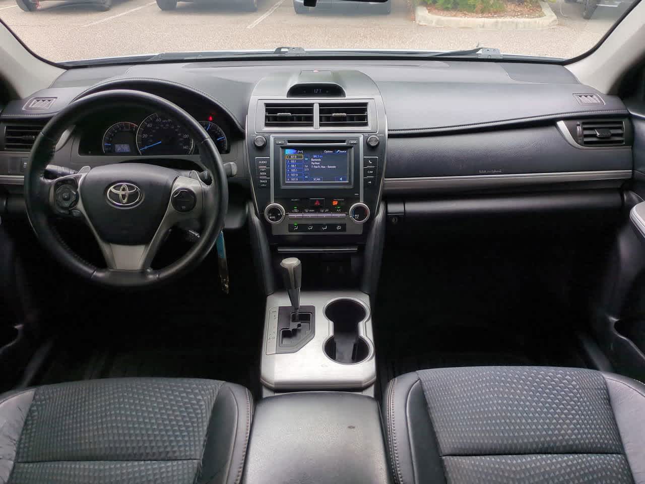 Thumbnail: 2014 Toyota Camry - 14