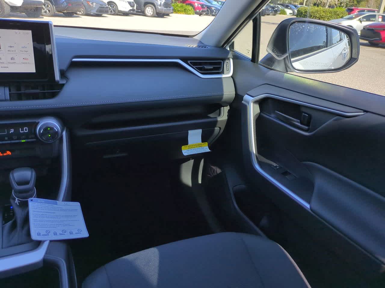 Thumbnail: 2025 Toyota RAV4 - 16