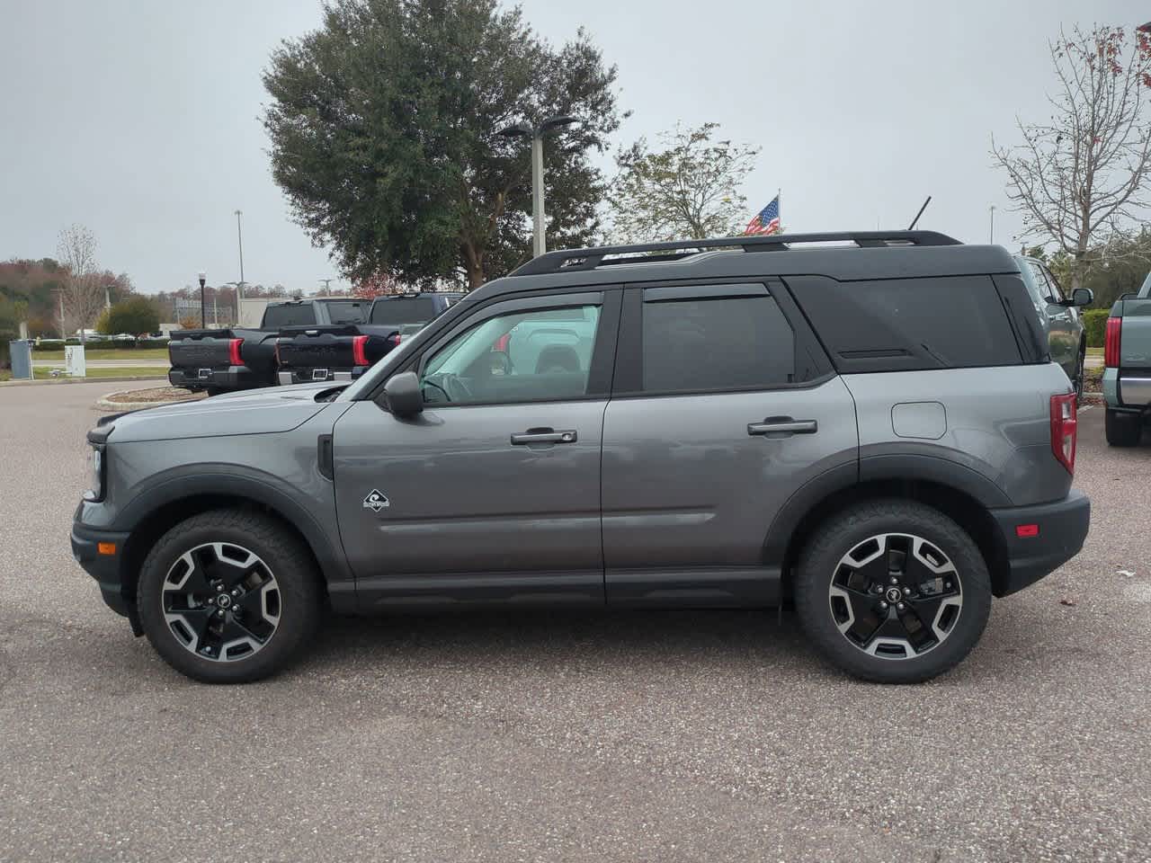 Thumbnail: 2022 Ford Bronco Sport - 3