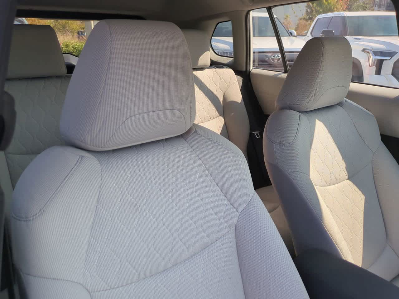 Thumbnail: 2022 Toyota Corolla Cross - 7