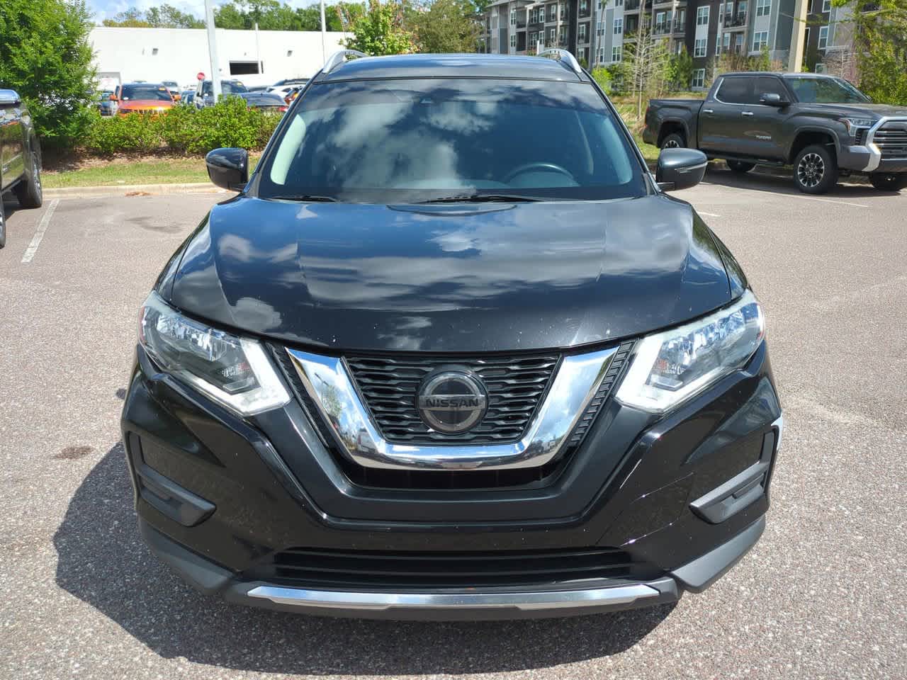 Thumbnail: 2020 Nissan Rogue - 9