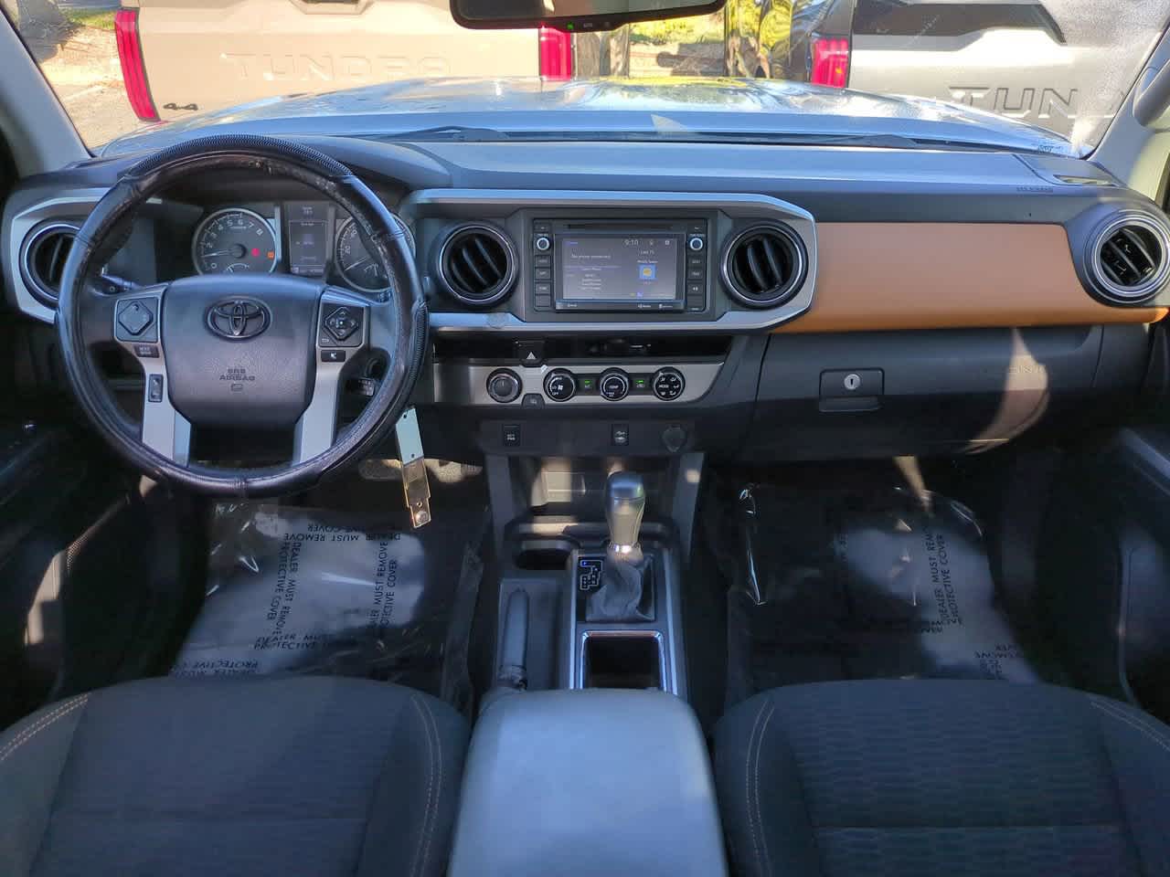 Thumbnail: 2017 Toyota Tacoma - 14