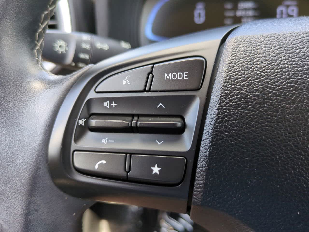 Thumbnail: 2025 Hyundai Venue - 23