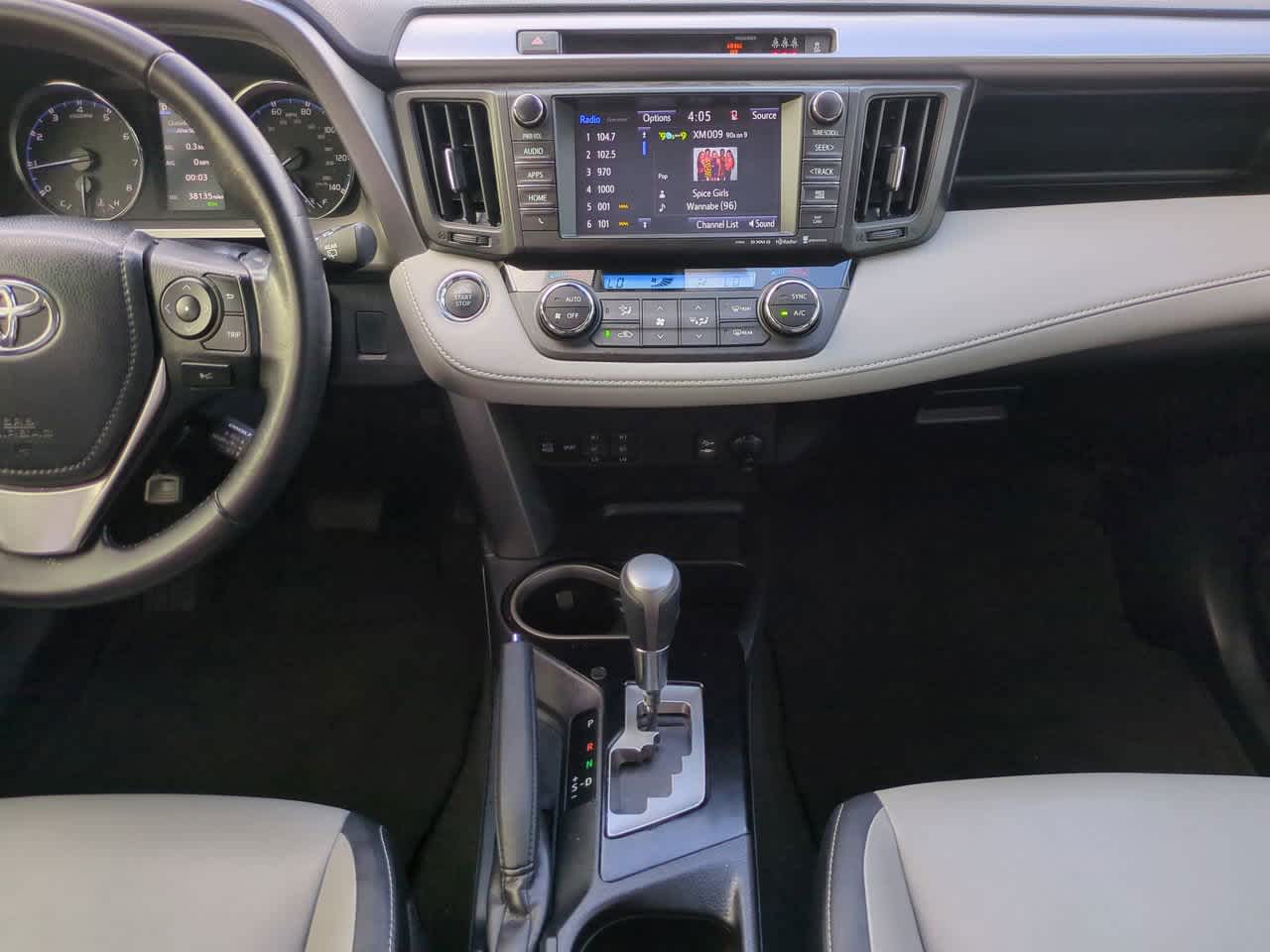 Thumbnail: 2018 Toyota RAV4 - 19