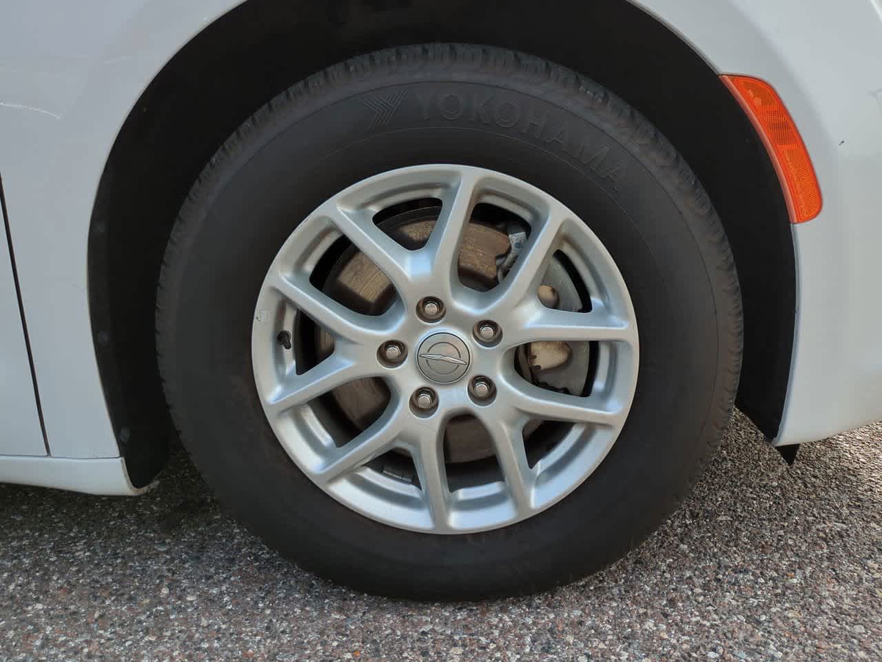 Thumbnail: 2020 Chrysler Pacifica - 11