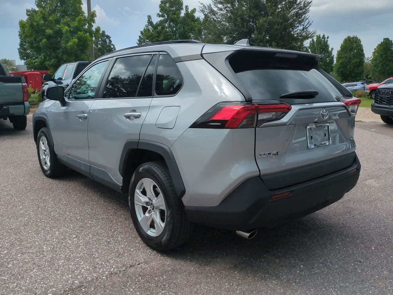 Thumbnail: 2021 Toyota RAV4 - 4
