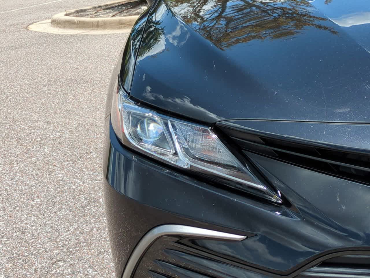 Thumbnail: 2022 Toyota Camry - 10