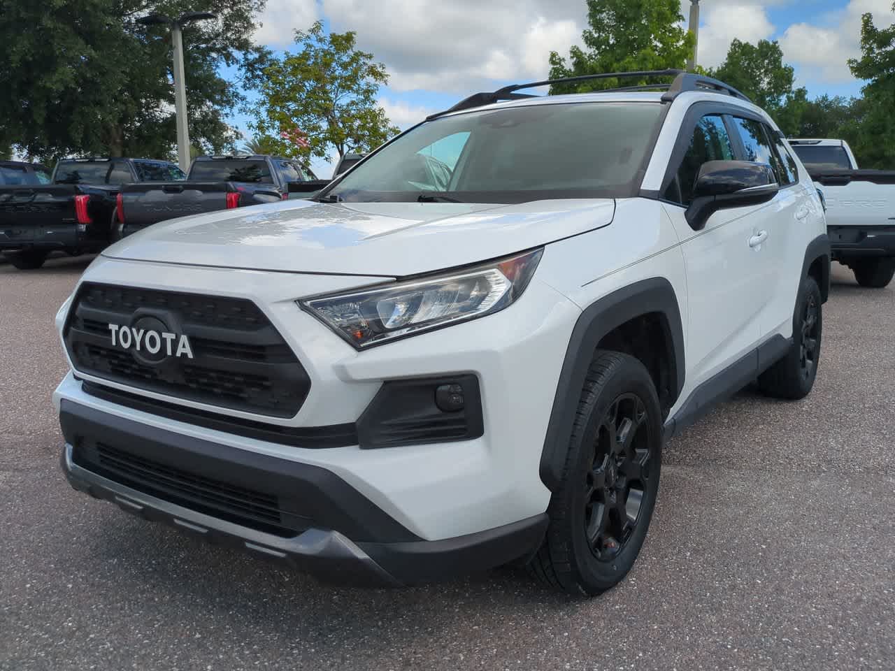 Thumbnail: 2020 Toyota RAV4 - 2