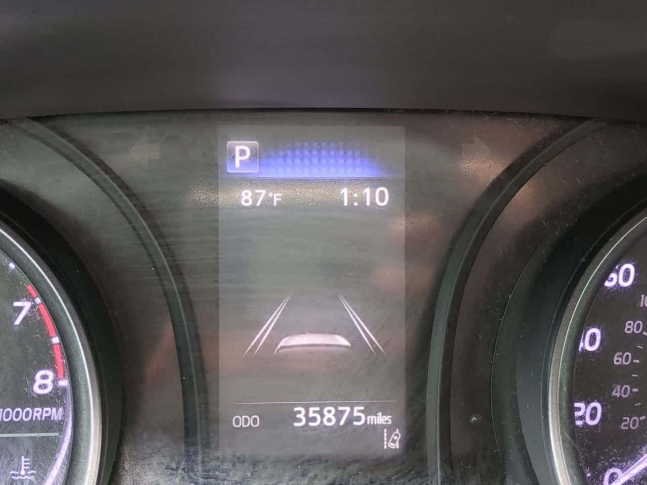 2023 Toyota Camry SE 23