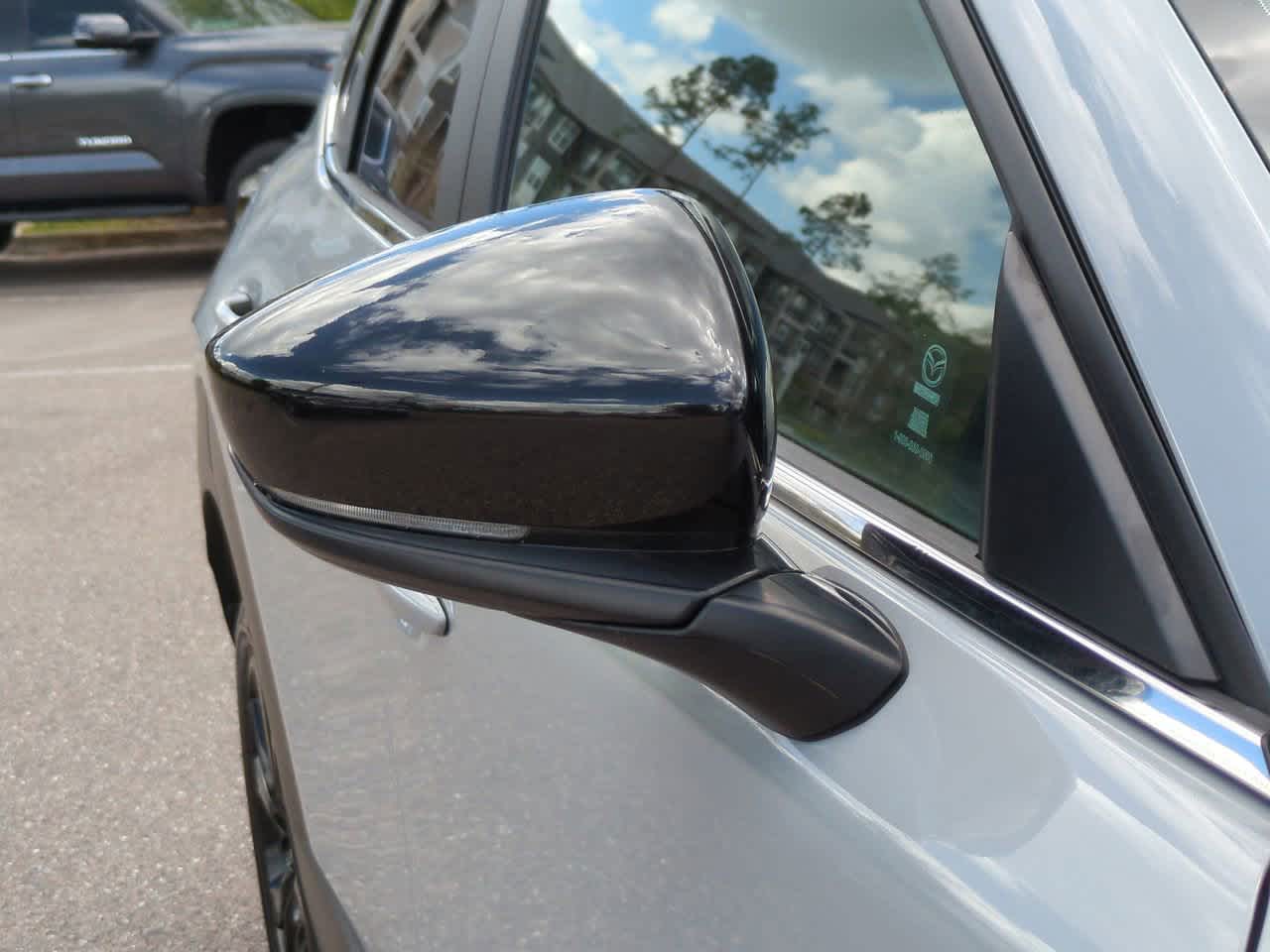 Thumbnail: 2025 Mazda CX-30 - 12