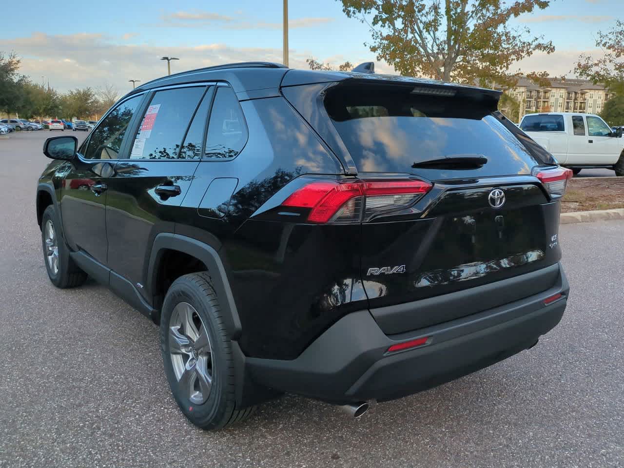 Thumbnail: 2025 Toyota RAV4 - 4