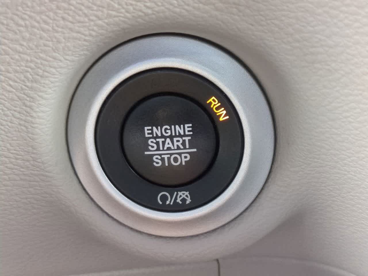 Thumbnail: 2020 Chrysler Pacifica - 27