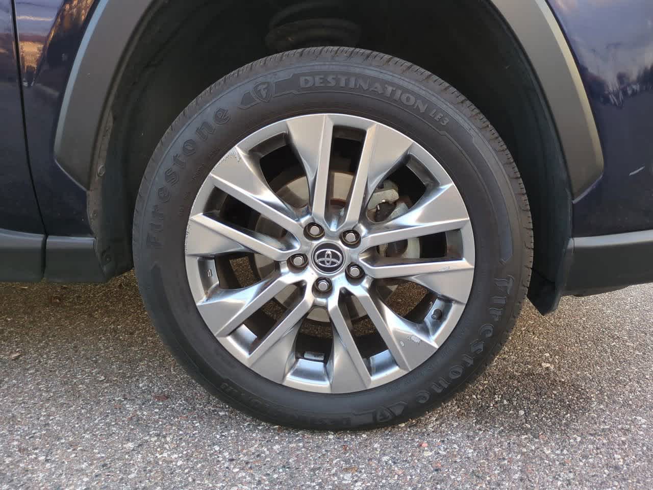 Thumbnail: 2020 Toyota RAV4 - 11