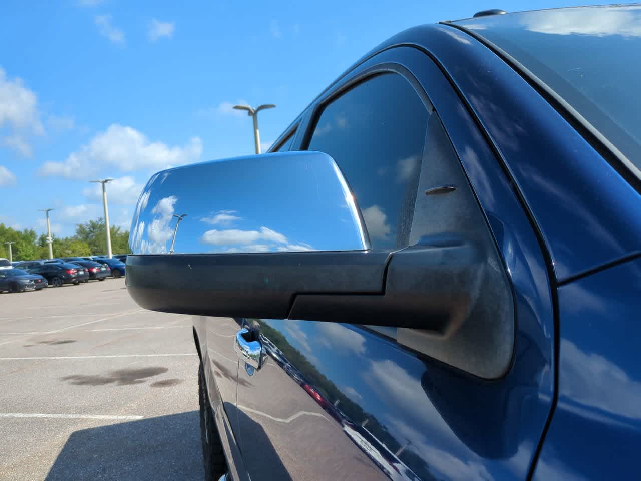 Thumbnail: 2014 Toyota Tundra - 12