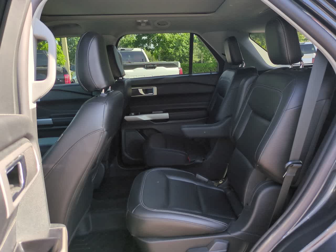 Thumbnail: 2022 Ford Explorer - 13