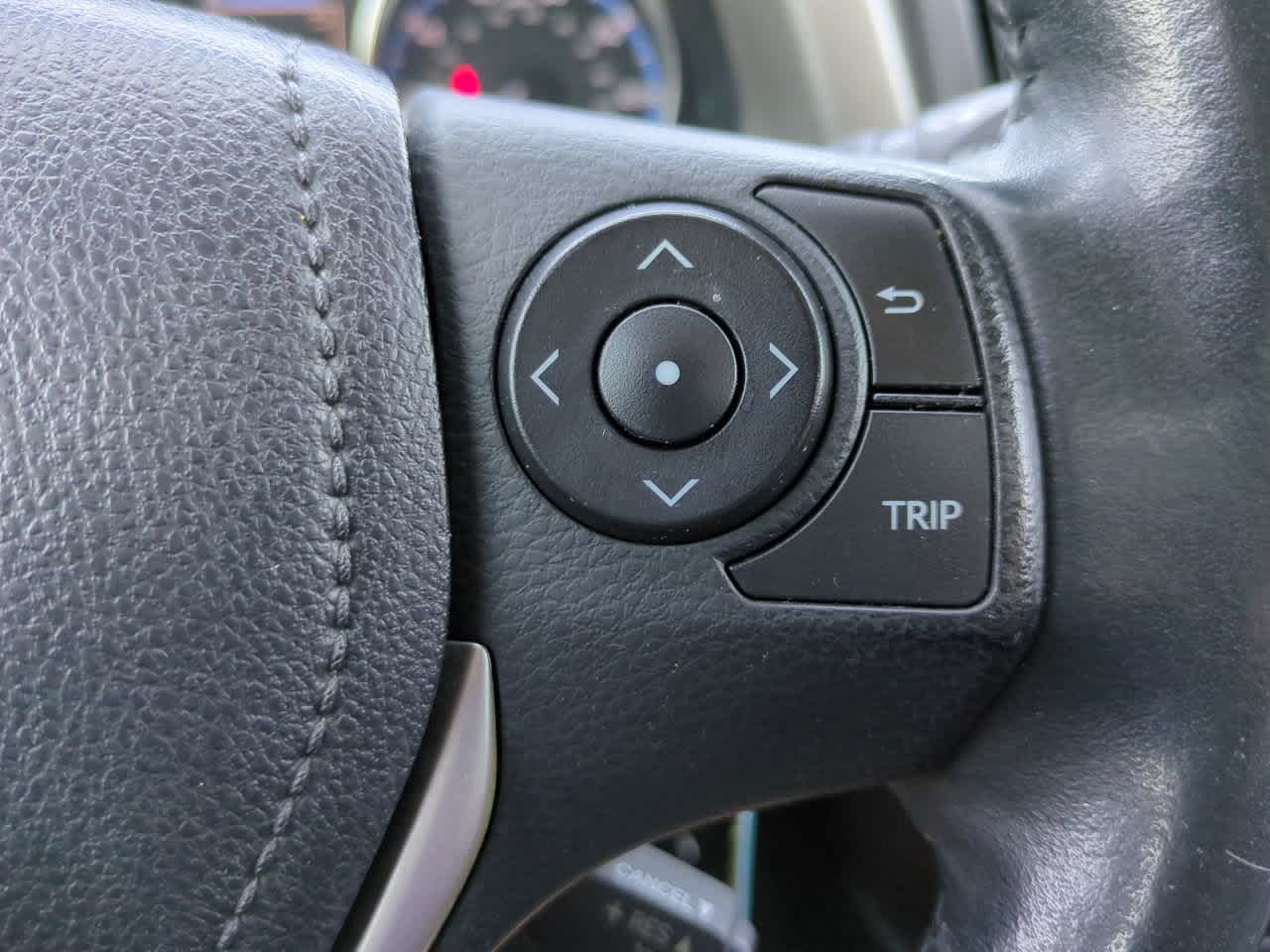 Thumbnail: 2016 Toyota RAV4 - 22