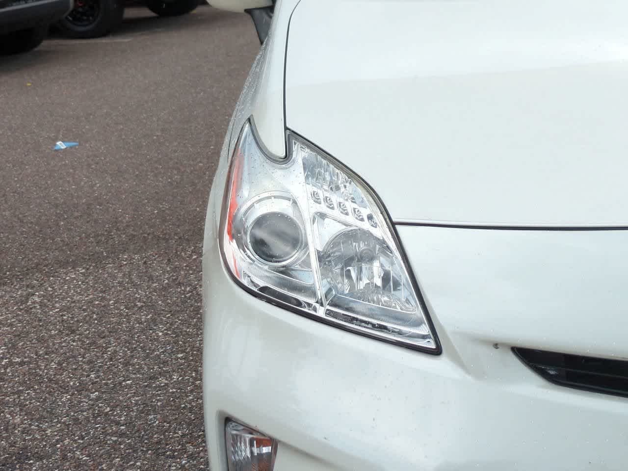 Thumbnail: 2014 Toyota Prius - 9