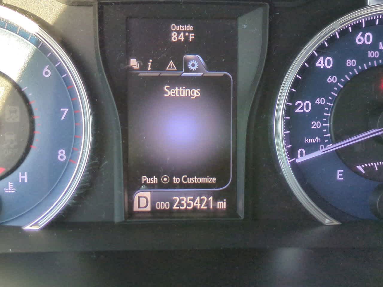 Thumbnail: 2016 Toyota Camry - 23