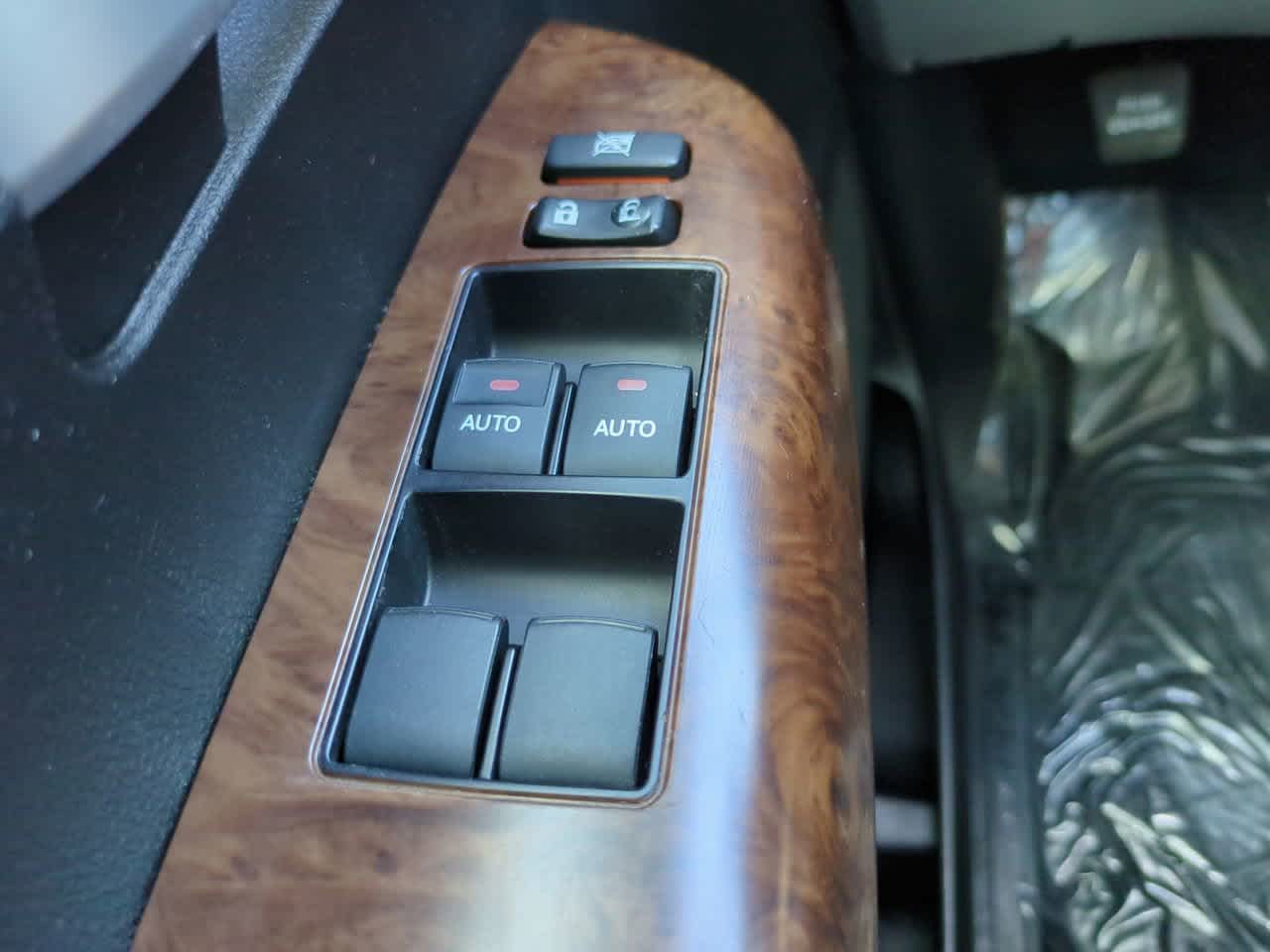 Thumbnail: 2013 Toyota Tundra - 23