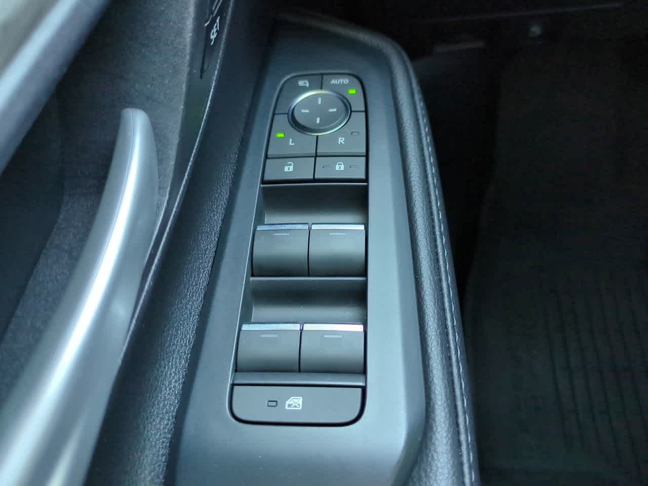 Thumbnail: 2024 Toyota Grand Highlander - 22