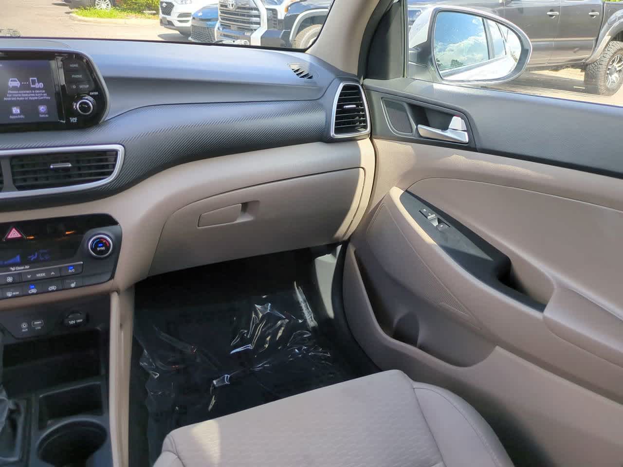 Thumbnail: 2019 Hyundai Tucson - 16