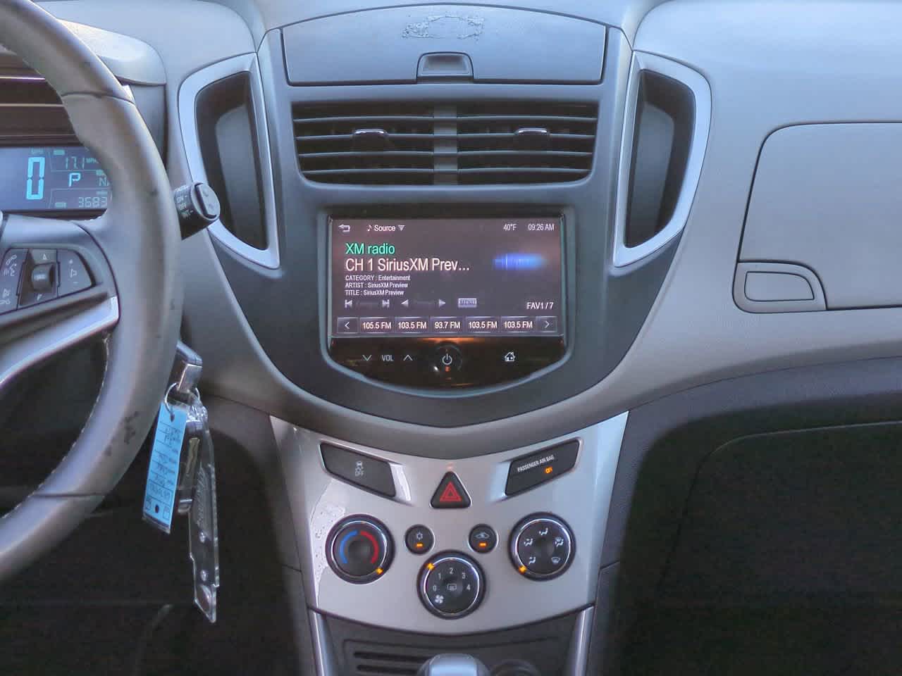 Thumbnail: 2016 Chevrolet Trax - 17