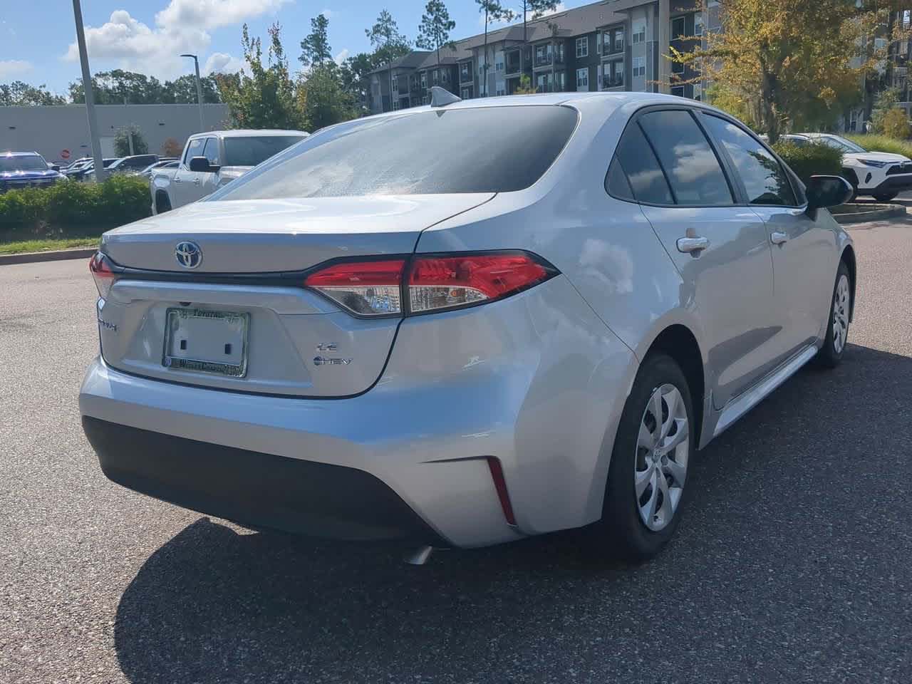 Thumbnail: 2025 Toyota Corolla - 6