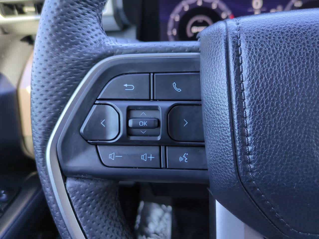 Thumbnail: 2024 Toyota Tacoma - 24