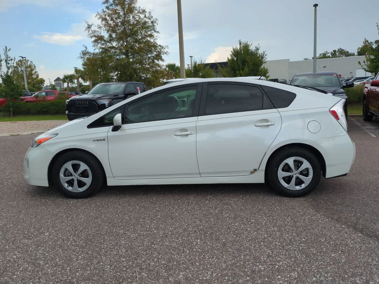 Thumbnail: 2014 Toyota Prius - 3