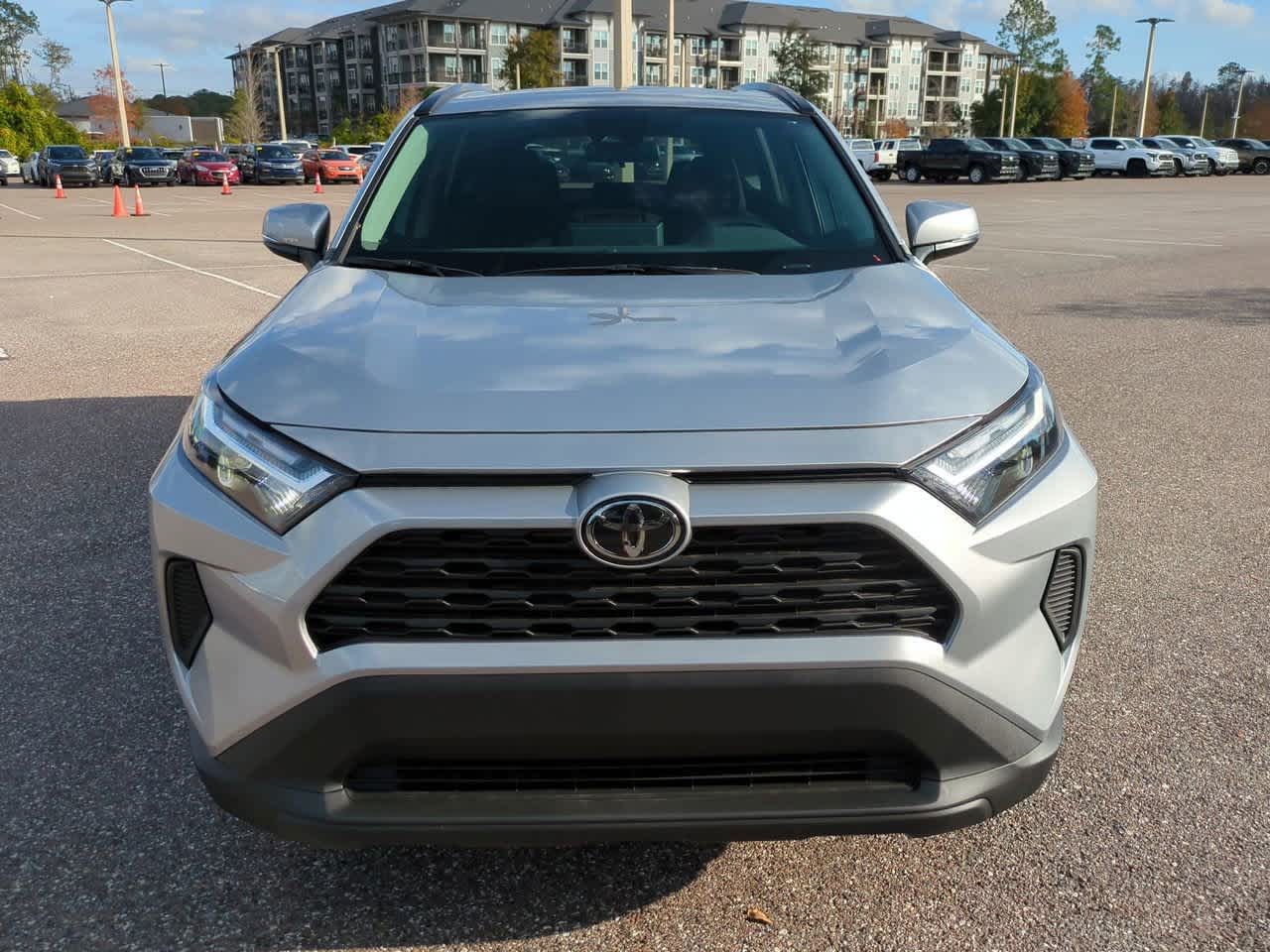 Thumbnail: 2025 Toyota RAV4 - 9