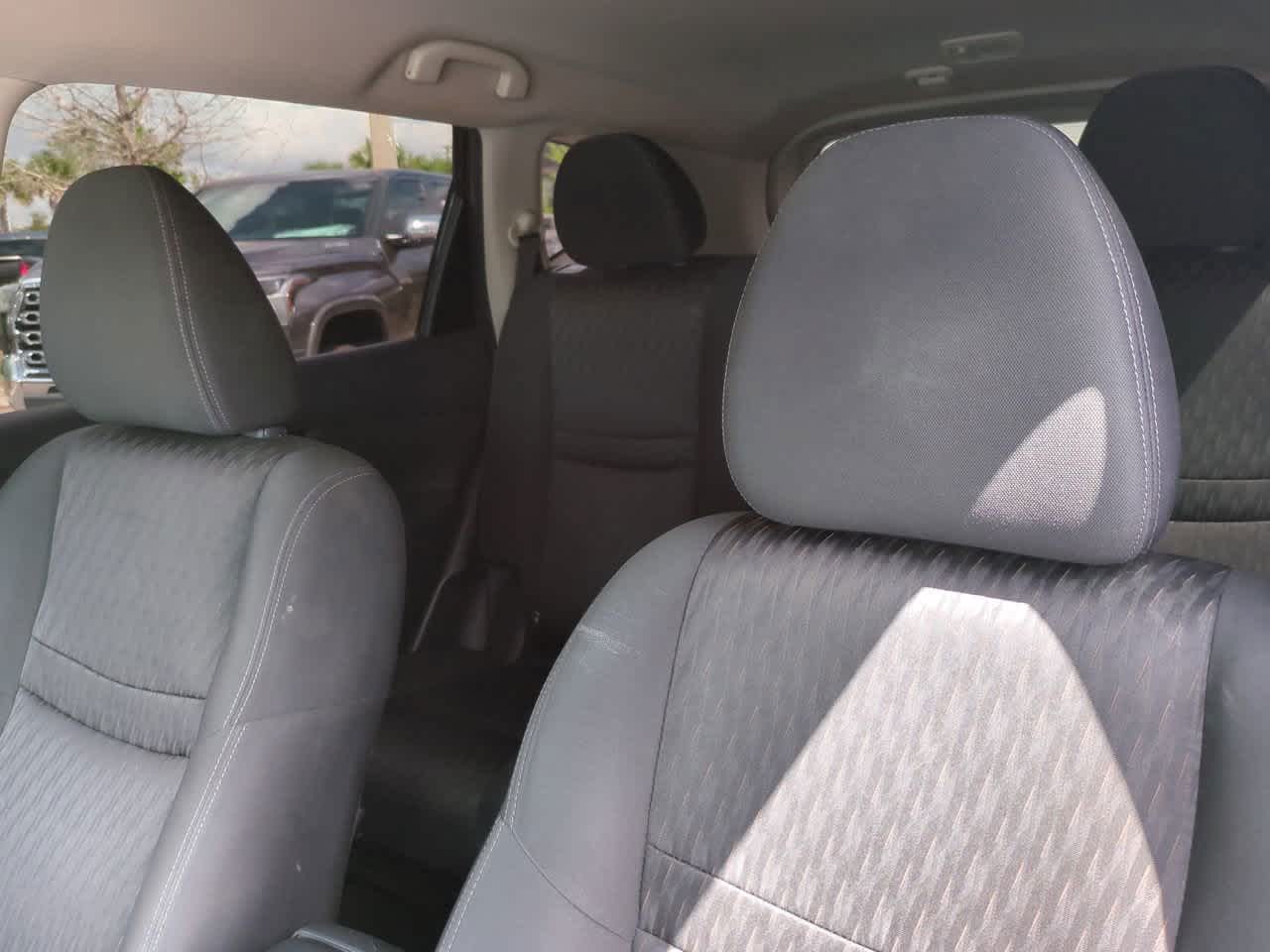 Thumbnail: 2020 Nissan Rogue - 8