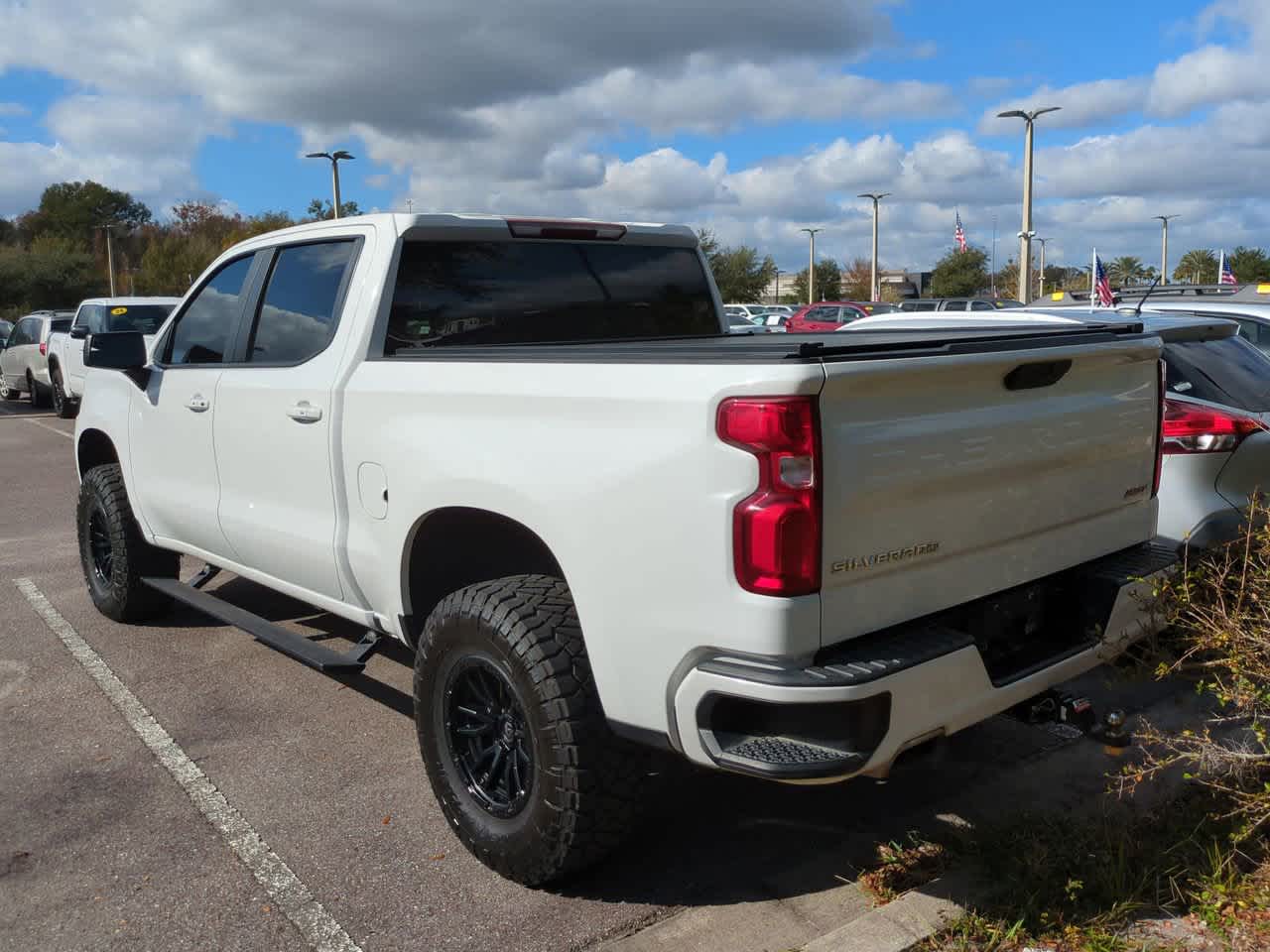 Thumbnail: 2019 Chevrolet Silverado 1500 - 4