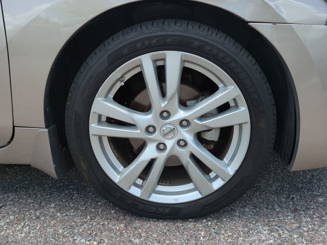 Thumbnail: 2013 Nissan Altima - 11