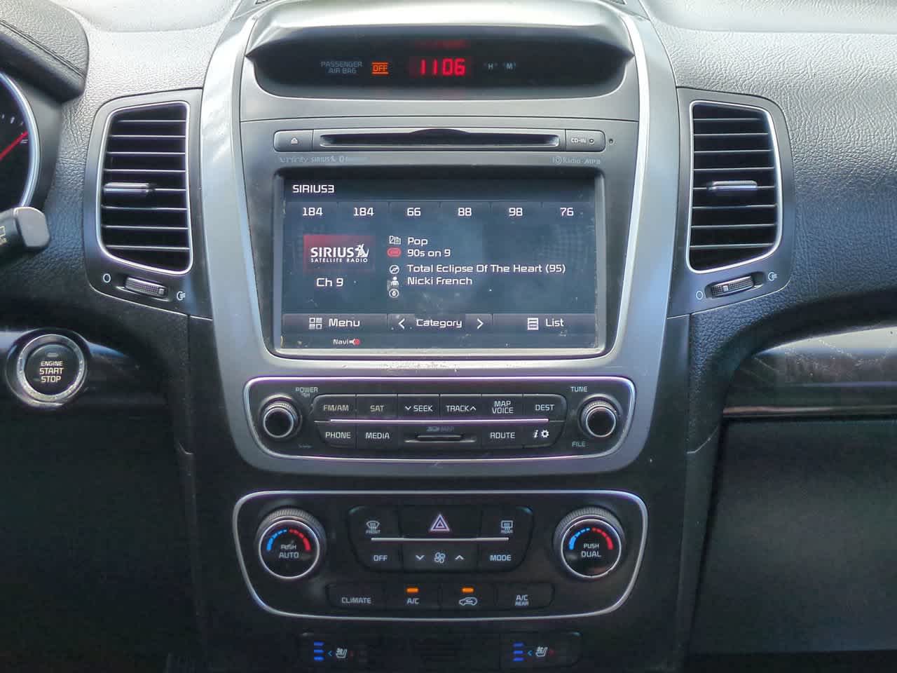 Thumbnail: 2015 Kia Sorento - 18