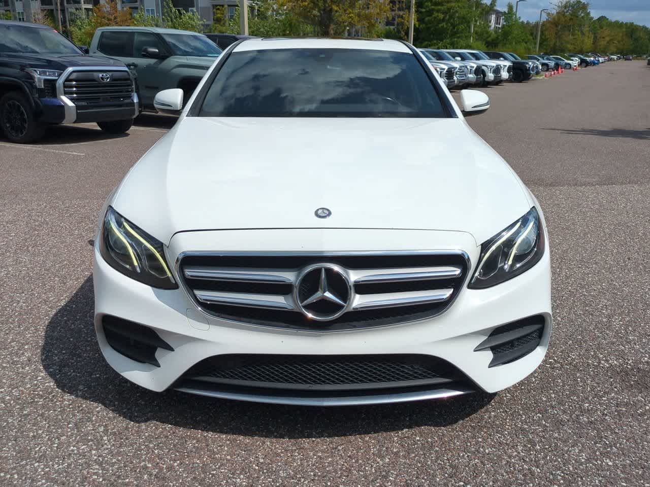 Thumbnail: 2017 Mercedes-Benz E-Class - 9
