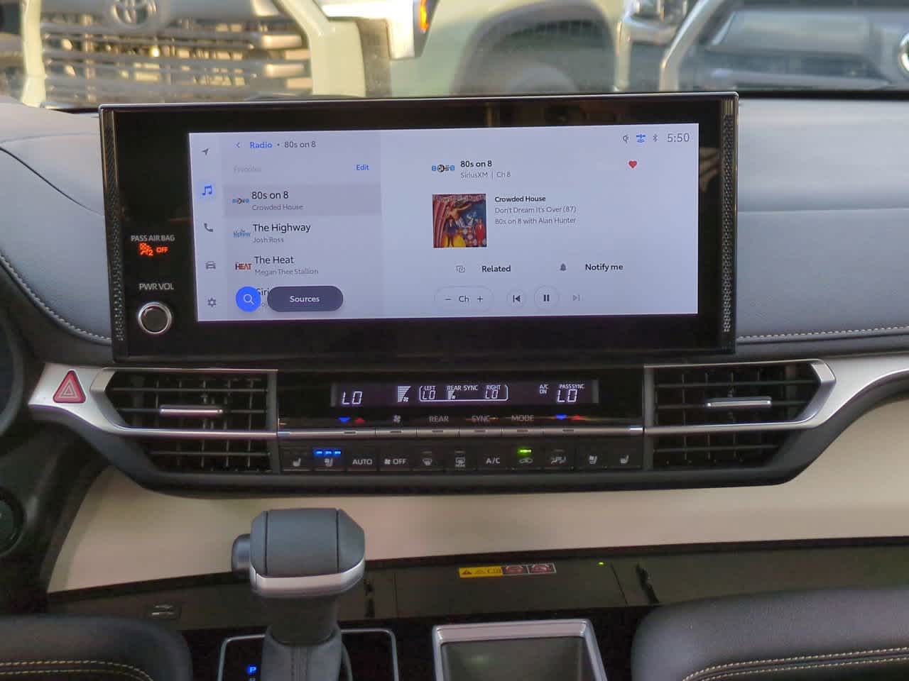 Thumbnail: 2025 Toyota Sienna - 17