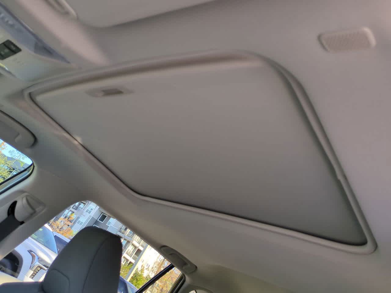 Thumbnail: 2025 Toyota RAV4 - 18