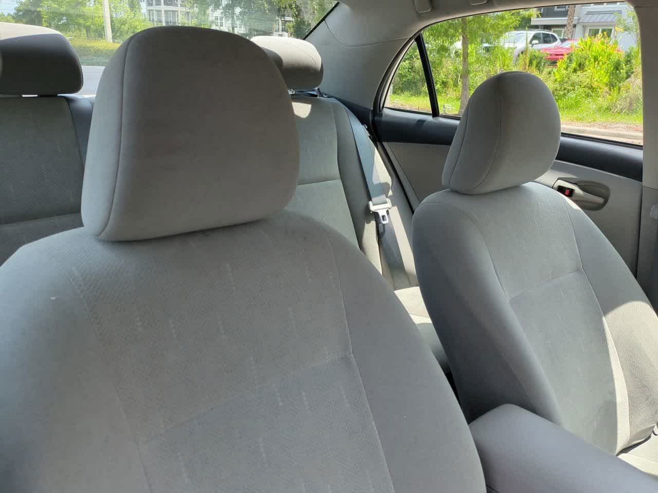 Thumbnail: 2013 Toyota Corolla - 7