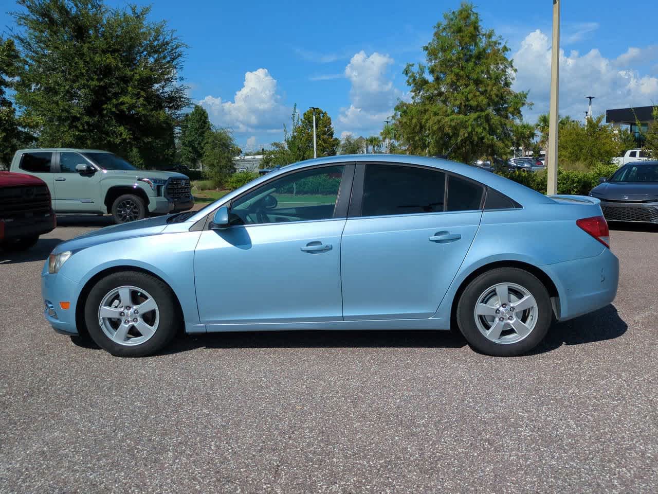 Thumbnail: 2012 Chevrolet Cruze - 3
